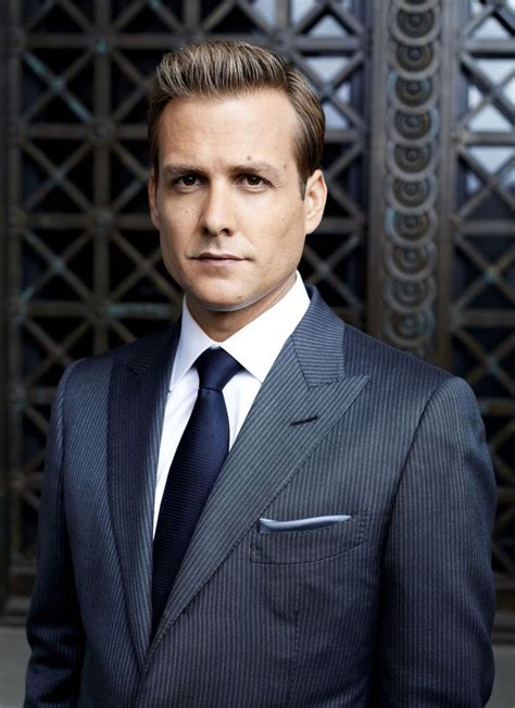 suits harvey specter.